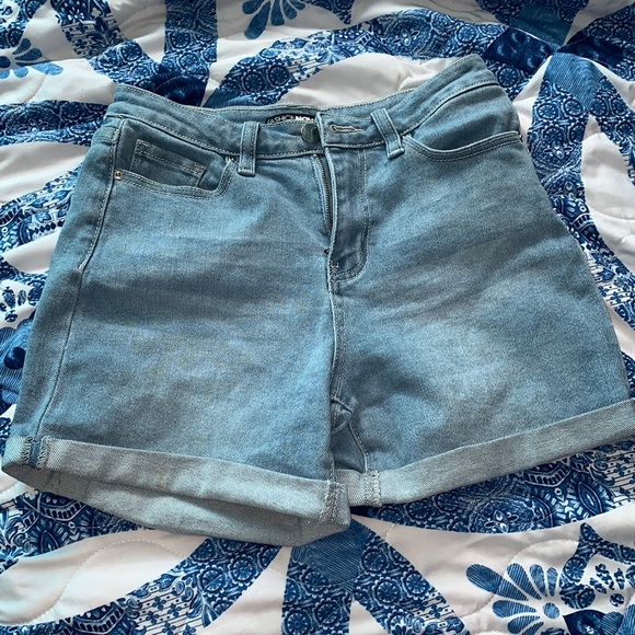 Fashion Nova Pants - Jean shorts